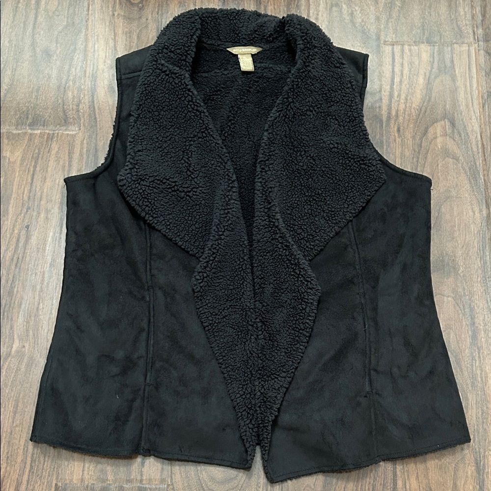 Bit & Bridle Black Fleece Vest
